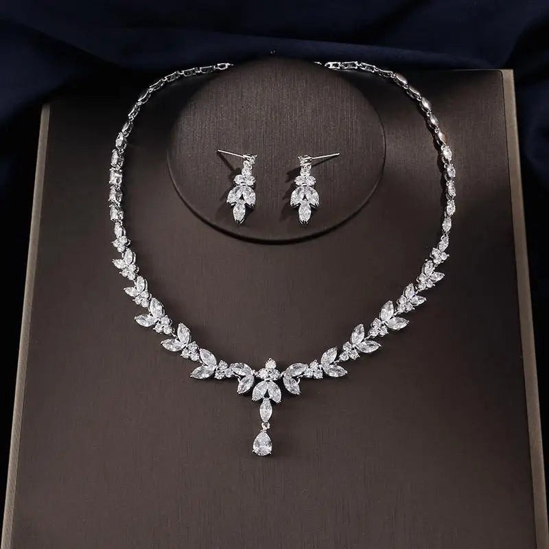 RAKOL Luxury Necklace Earring Set For Women AAA+ Zircon New Flower Leaf Fashion Bridal Wedding Party Charm Jewelry Set