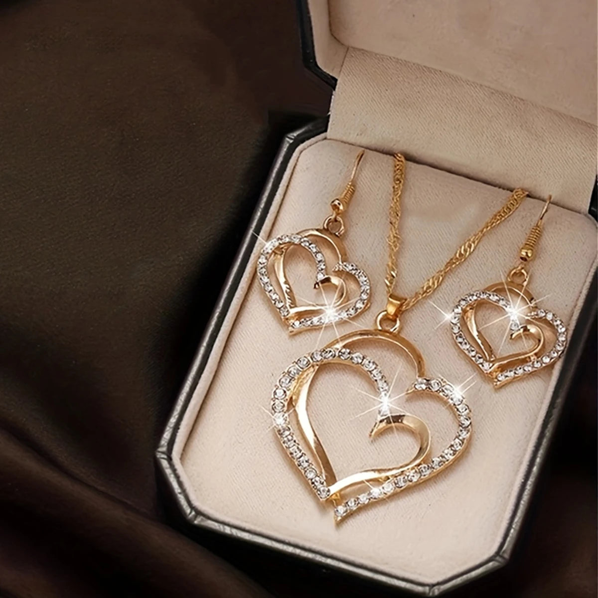 Exquisite Double Heart Necklace Earrings Bracelet Jewelry Set Charm Ladies Jewelry Fashion Bridal Accessory Set Romantic Gifts